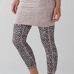 EUC Lululemon Wunder Under Dance Leggings Roll 6